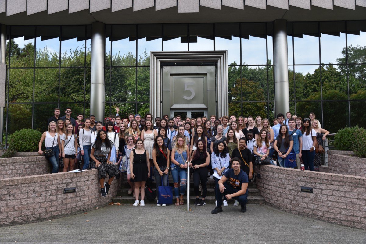 Bourse Academic Excellence Scholarship Licence